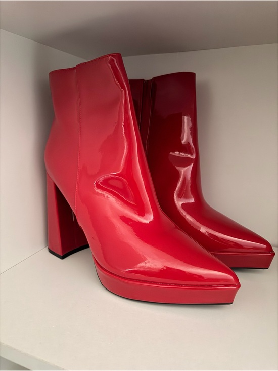 Shoes - Women’s Classy Red Patent Platform Ankle Boots